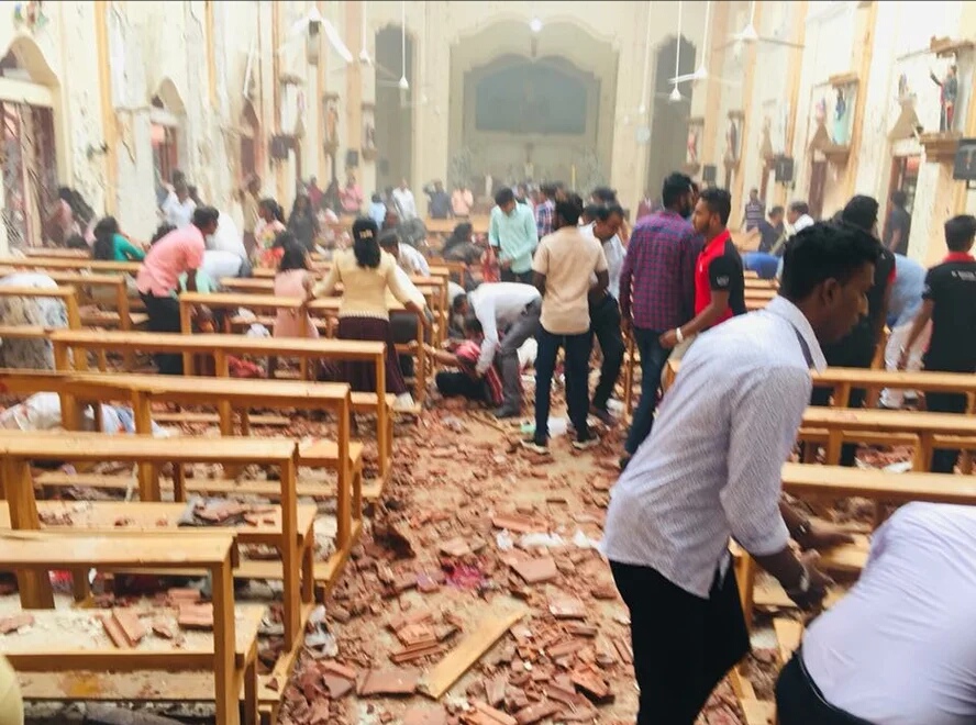 Взрывы в Шри-Ланке во время пасхальных служб унесли много жизней