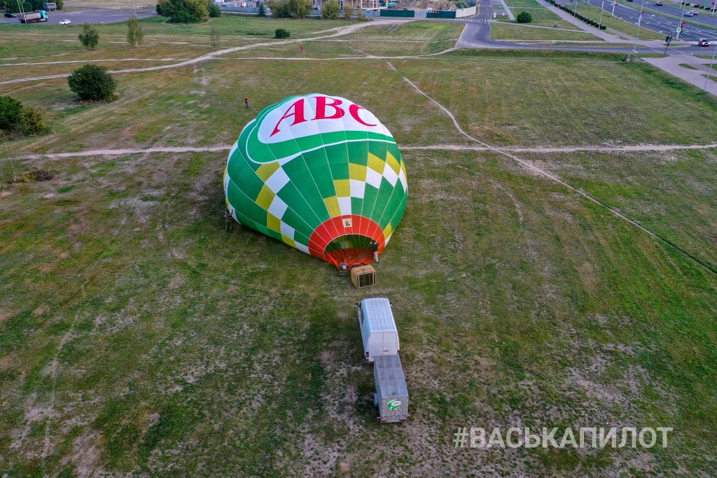 Фотофакт: над Брестом летал воздушный шар