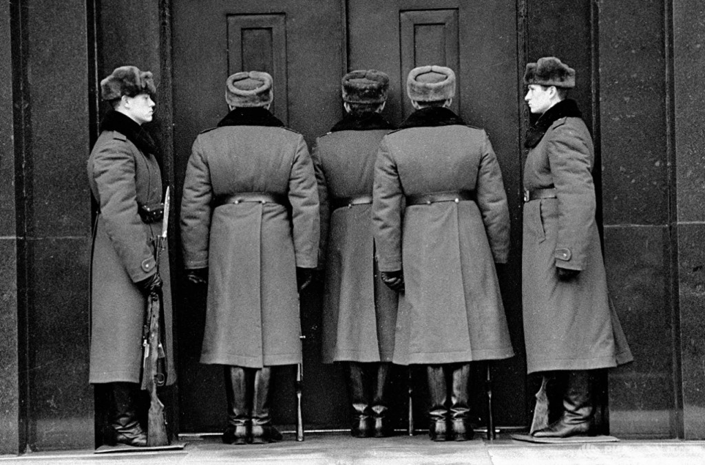 Покушения на труп: что происходило в мавзолее Ленина на глазах у охраны?