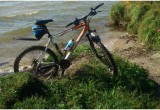У жителя Бреста, уснувшего на берегу водоема, угнали велосипед