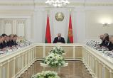 Лукашенко снова потребовал ускорить рост зарплат и экономики в стране