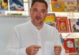 Польский детский писатель Гжегож Каздепке встретился с ребятами из брестской школы