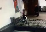 Женщина с топором напала на храм в Минске (видео)