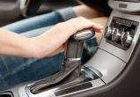 Водительские права на машины с «автоматом» могут появиться в Беларуси