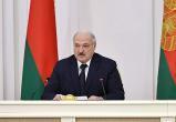 Лукашенко настаивает на сохранении сильной президентской власти в Беларуси