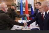Делегация из России прибыла в Беларусь на переговоры с Украиной
