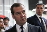 Медведев: «Мир болен и находится на пороге новой мировой войны»