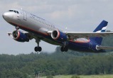 Задыхалась, звала на помощь: женщина умерла на борту самолета, летевшего в Барнаул