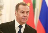 Медведев назвал Байдена "редким идиотом"