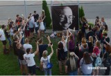 В Бресте на Гребном почтили память солиста Linkin Park