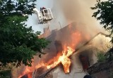 В центре Бреста горит здание (видео)