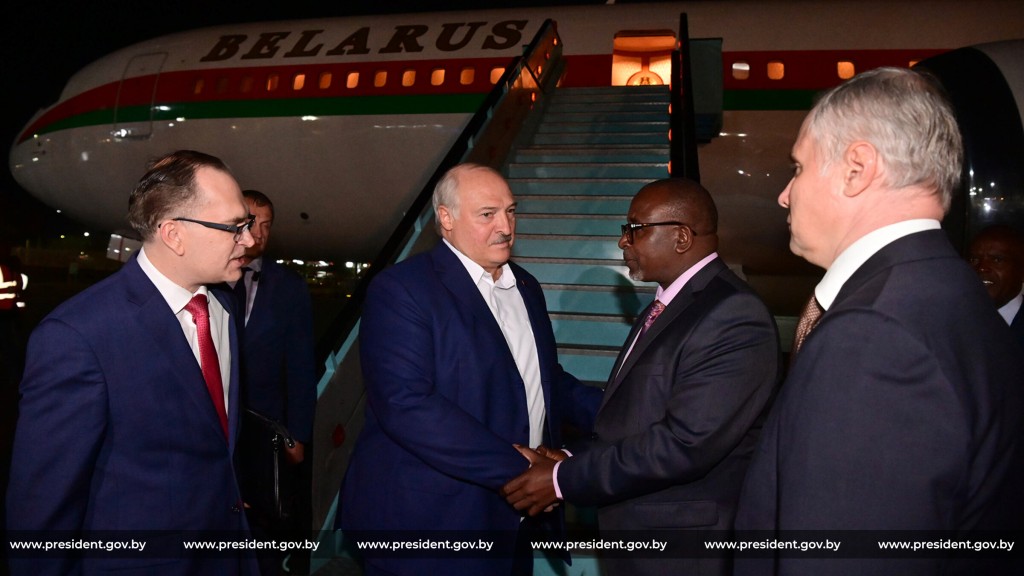 Лукашенко предложил президенту Кении разработать дорожную карту сотрудничества