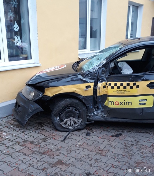 Брест: подробности аварии с участием такси