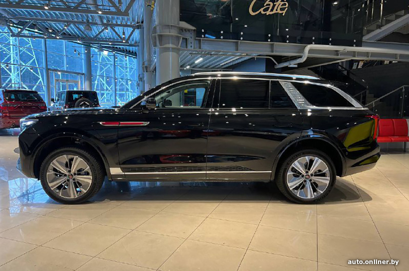 Люксовые авто бренда Hongqi будут собирать в Беларуси