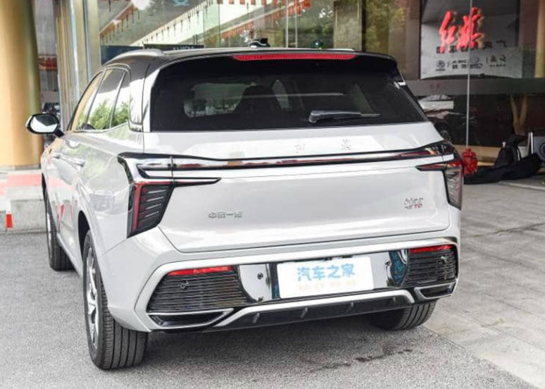 Люксовые авто бренда Hongqi будут собирать в Беларуси