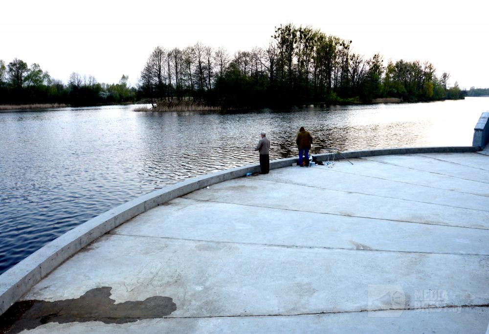 Летние террасы, детская площадка и ЗАГС в речпорту – что нового появится на набережной