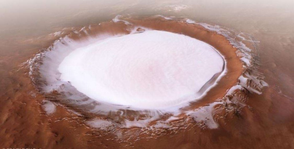 Появились снимки "ледяного озера" на Марсе