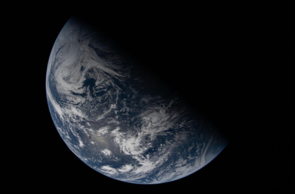 NASA122