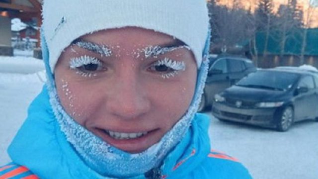 В Канаде белорусские биатлонистки превратились в снегурочек