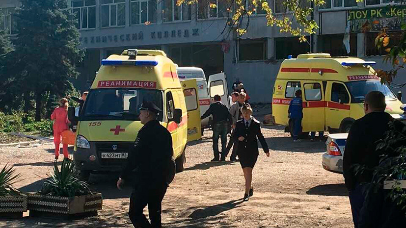 В Керченском политехническом колледже четверокурсник расстрелял учащихся и взорвал бомбу