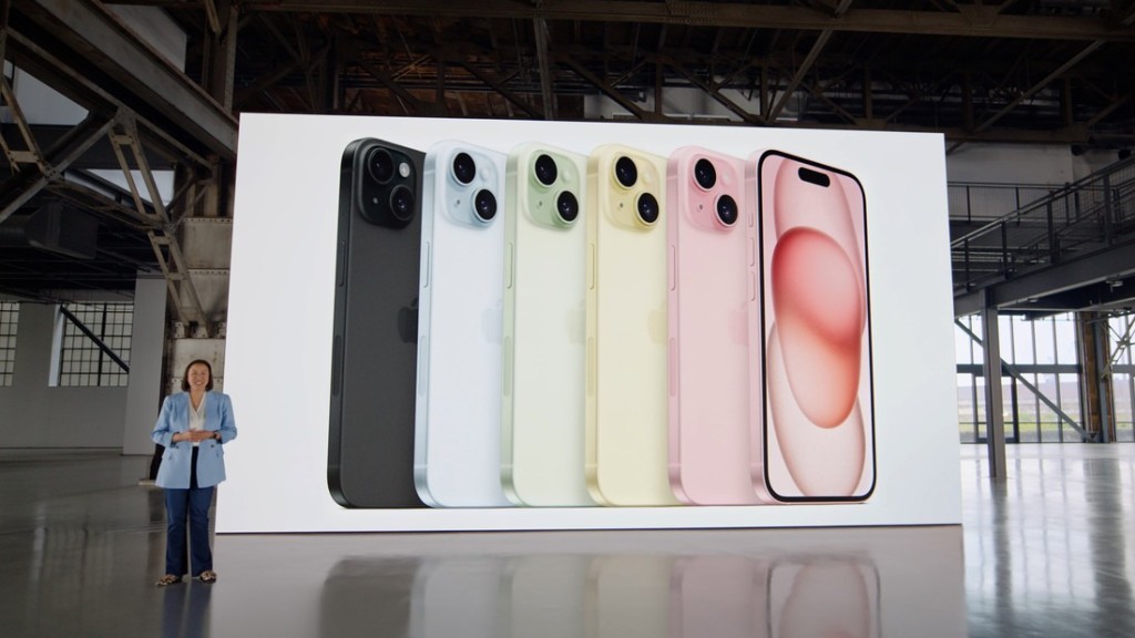 Apple представила линейку iPhone 15