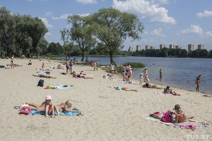 Брест плавится от жары: обзор городских пляжей