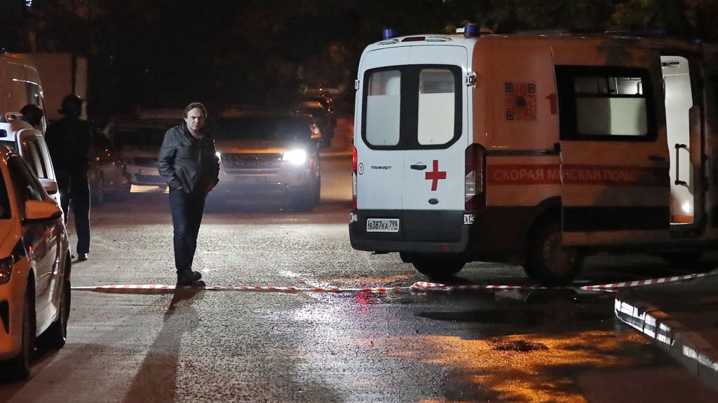Бывший чиновник открыл стрельбу по прохожим в Москве: есть пострадавшие