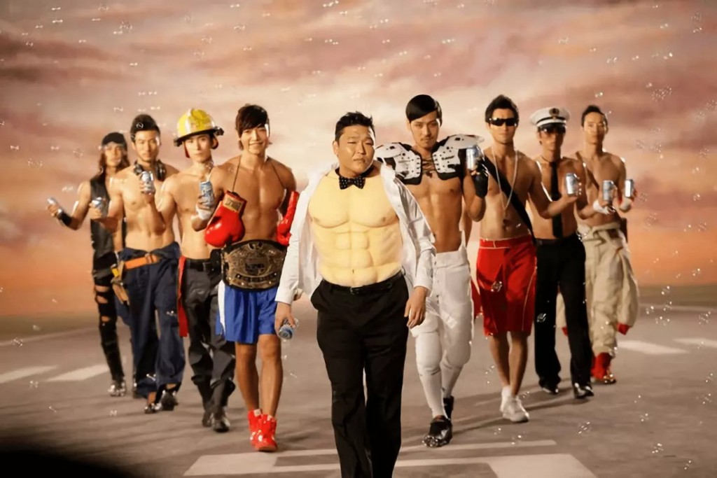 Четыре миллиарда просмотров и столько же пародий: как Gangnam Style завоевал весь мир