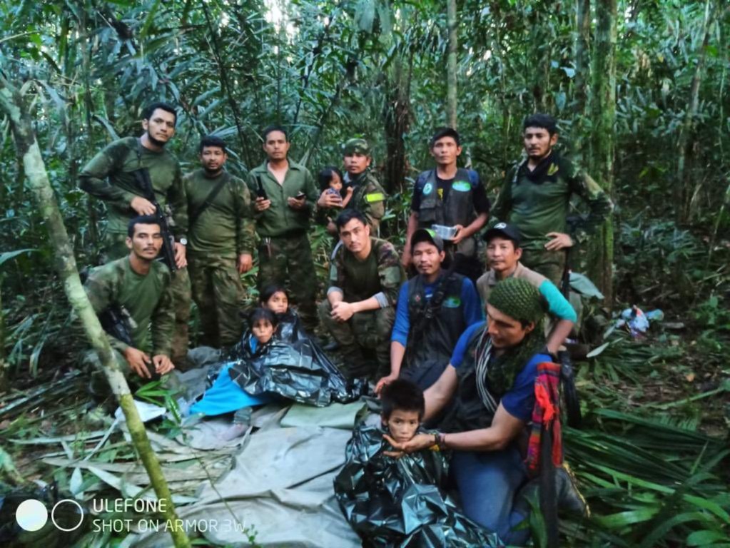 Четверо детей нашлись живыми после 40 дней, проведенных в джунглях