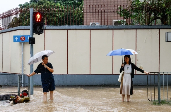 Сильнейший ливень обрушился на Гонконг за всю историю наблюдений