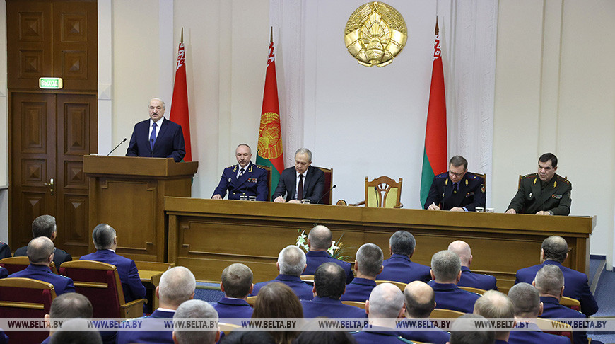 Лукашенко не собирается отдавать власть