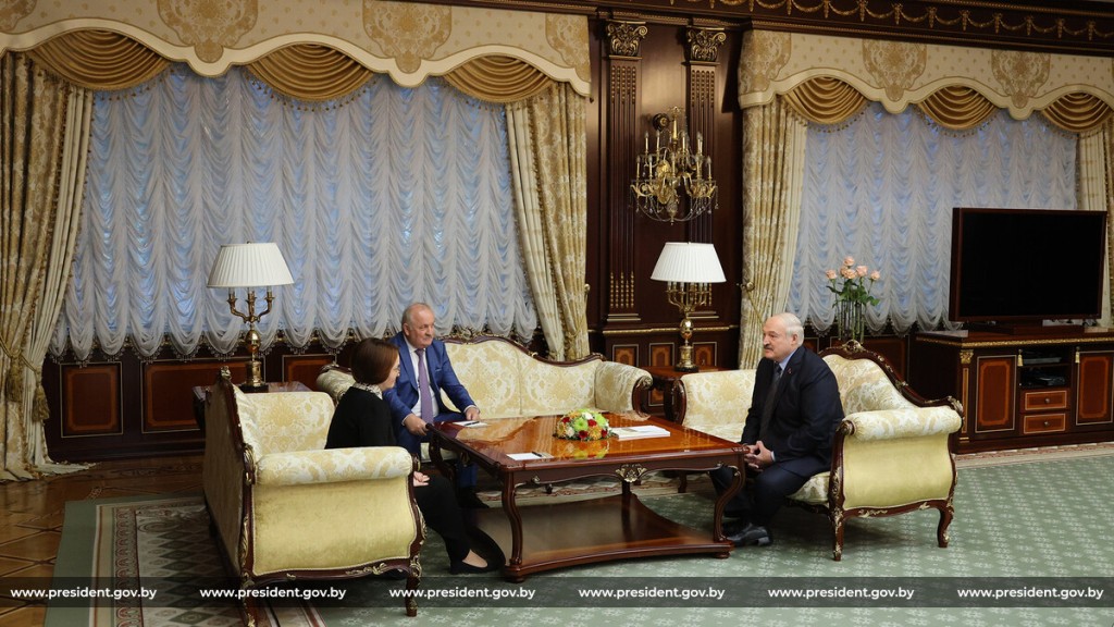 Лукашенко обсудил введение единой валюты с главой Банка России Набиуллиной