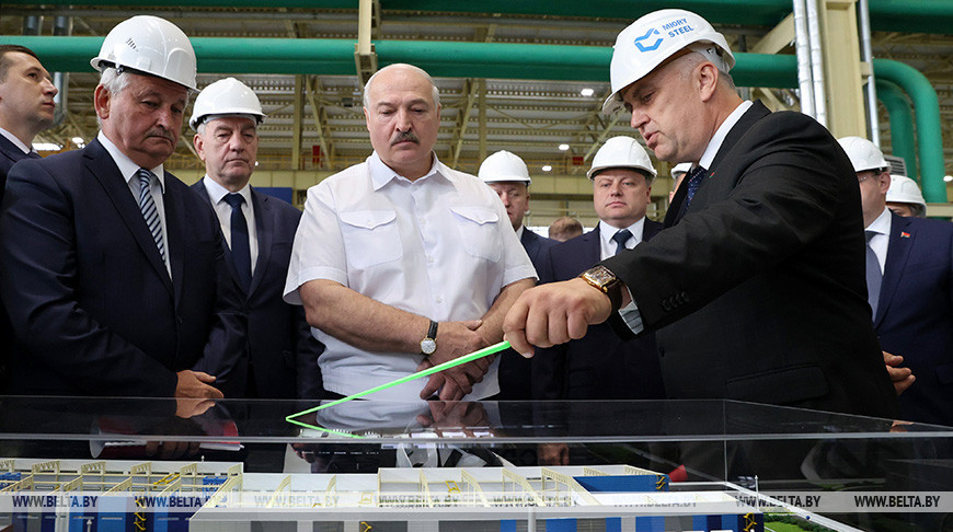 Лукашенко потребовал спасти об банкротства Миорский металлопрокатный завод