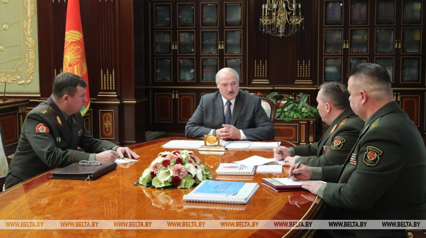 Лукашенко рассказал силовикам, как реагировать на учения НАТО (видео)