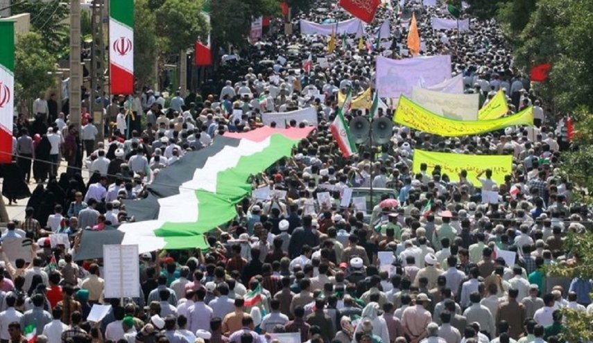 Тысячные митинги проходят против действий Израиля
