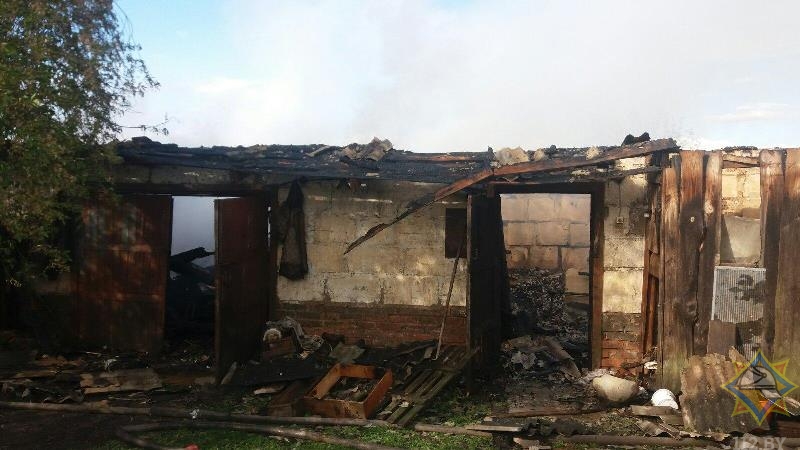 Мужчина сгорел на пожаре в Столинском районе