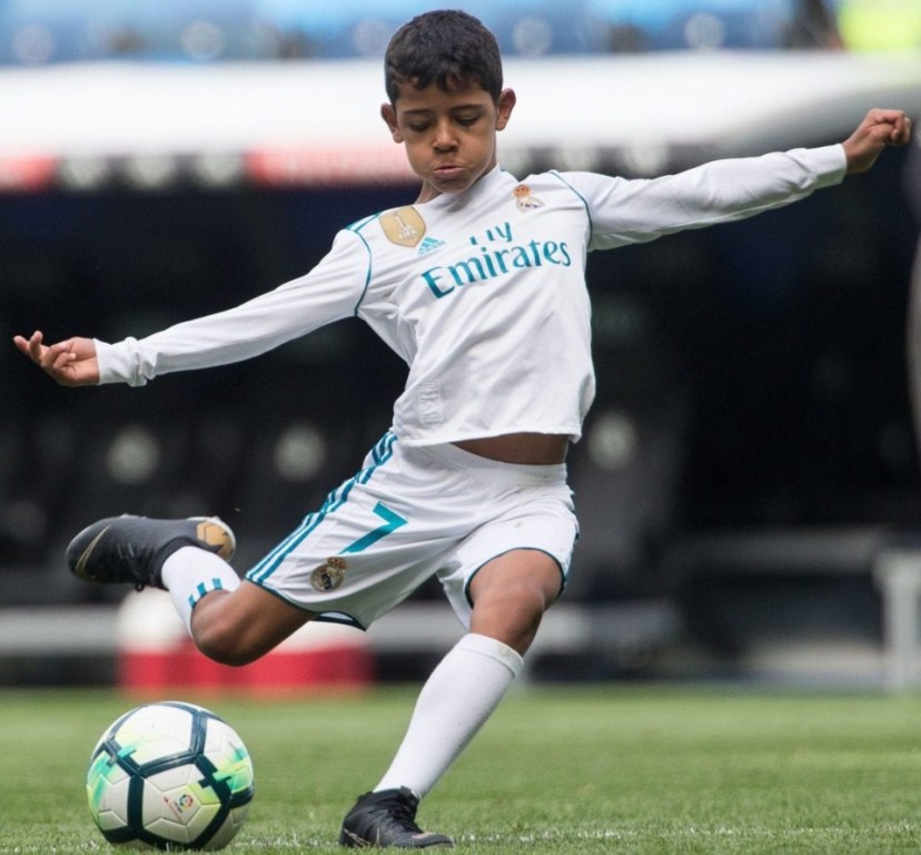 Сын Роналду попал в футбольную академию «Аль-Насра»