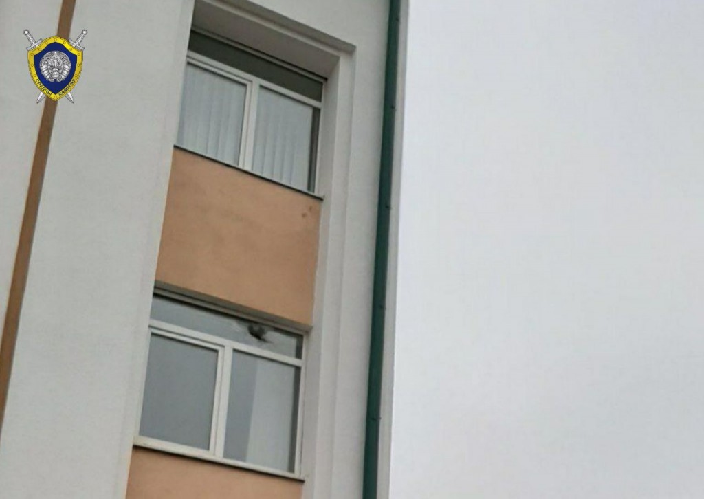 Окно прокуратуры разбили в Барановичах: заведено уголовное дело