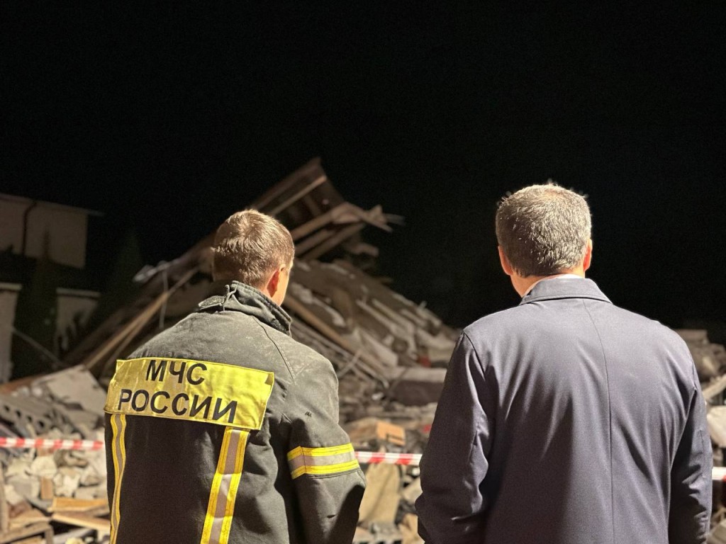 Двое взрослых и ребенок погибли при атаке беспилотника на Белгород