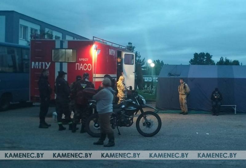 Под Каменцом набирают волонтеров для поиска пропавшей 4-летней девочки