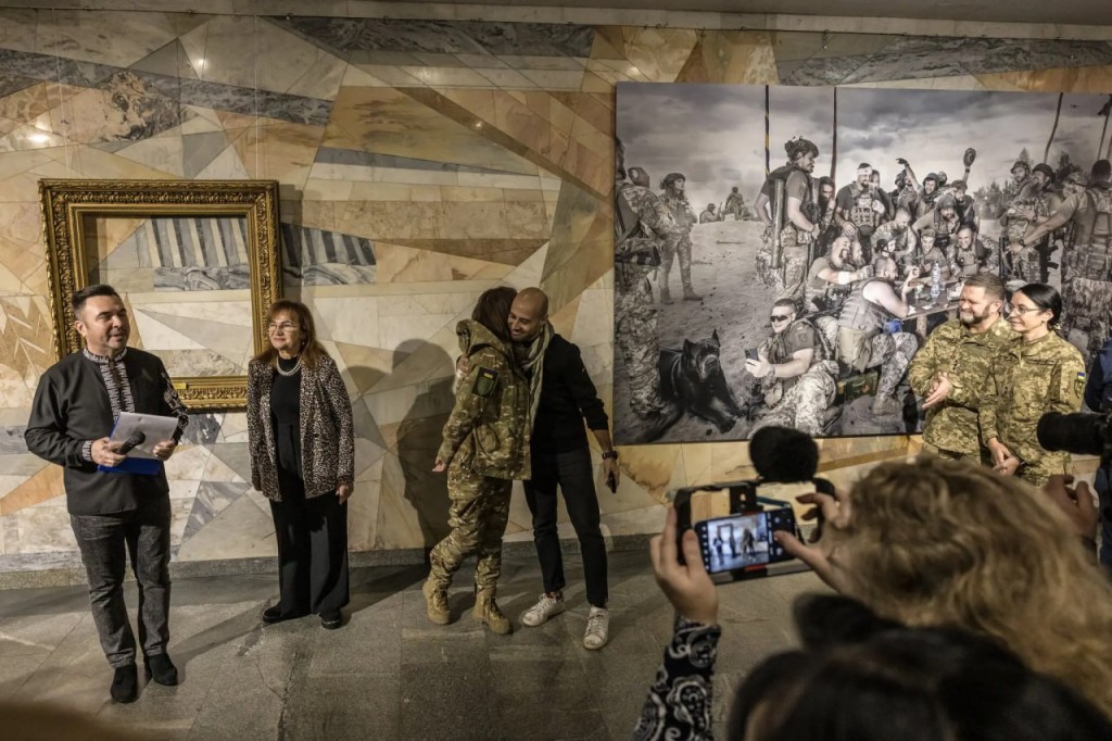 NYT: Живопись, фотография и война за культуру Украины