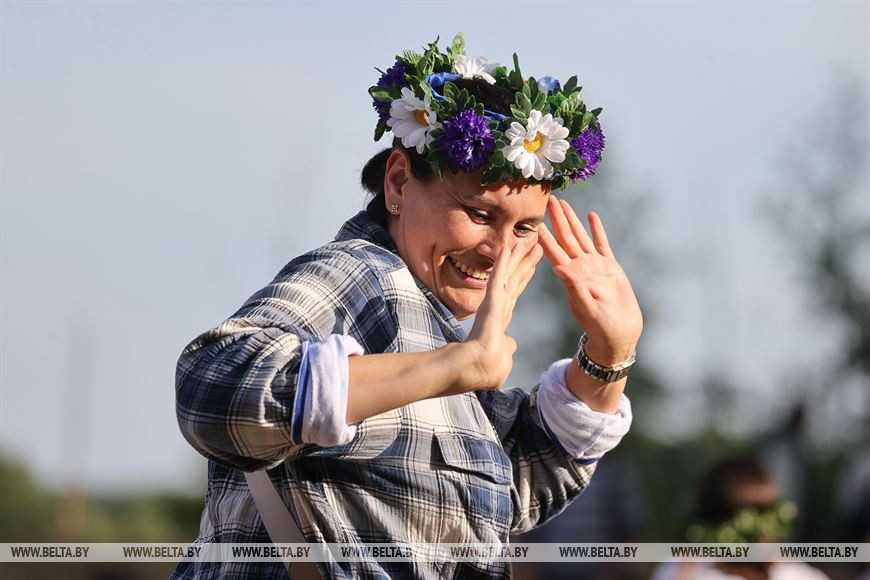 Праздник Ивана Купалы собрал в Беловежской пуще сотни гостей