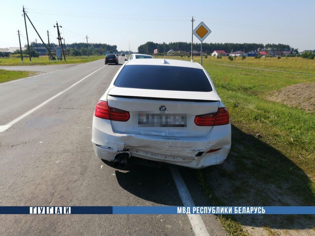 Пьяный водитель устроил аварию в Пинске