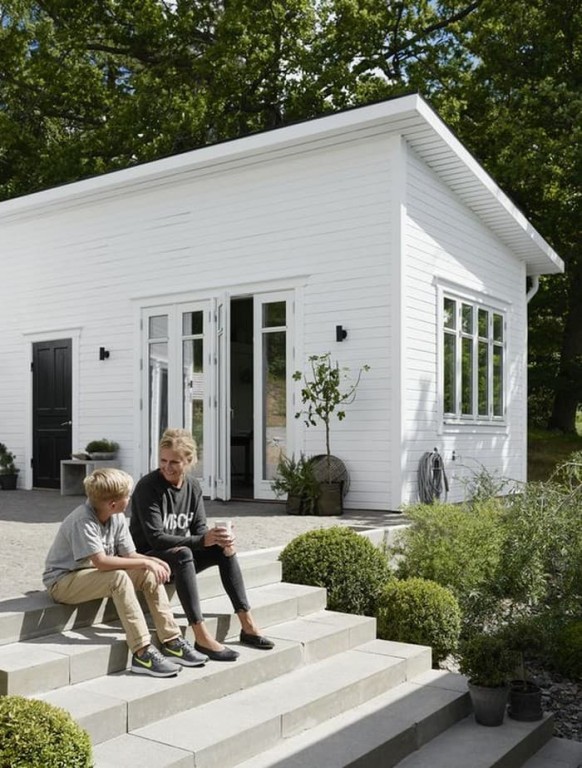 Дизайн садового домика для небольшого участка: 42 идеи