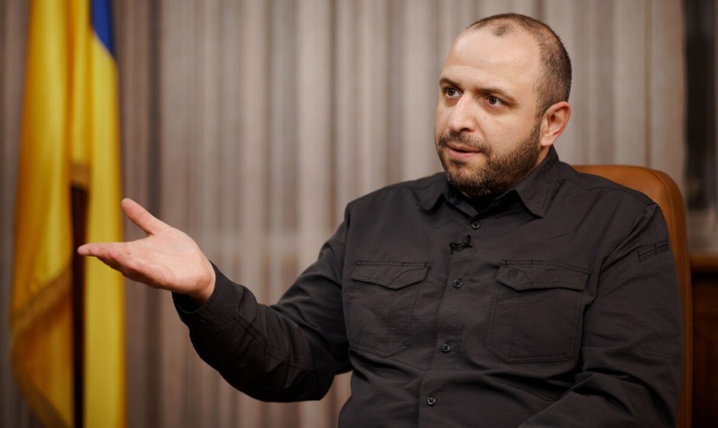 Зеленский рассказал, будет ли увольнять Буданова и Умерова
