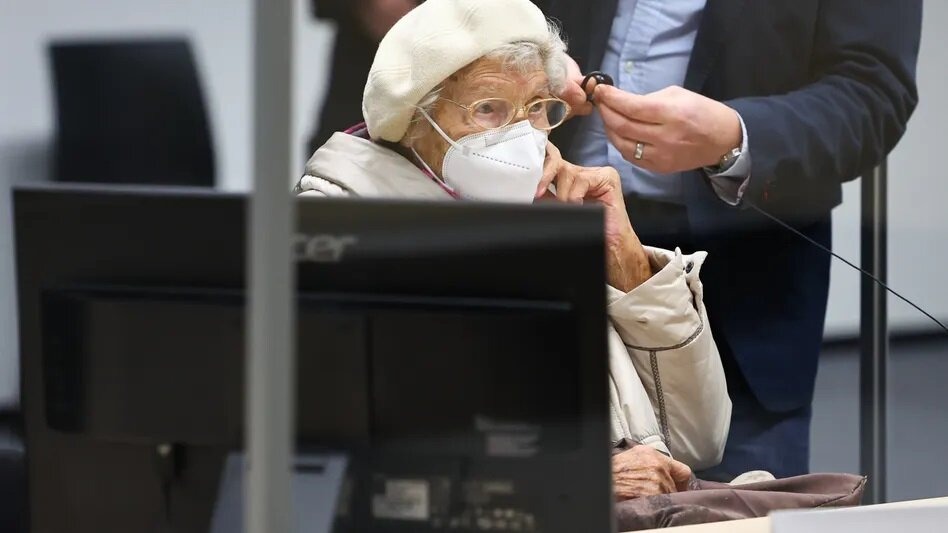 В Германии оставили в силе приговор 99-летней экс-секретарше концлагеря Штуттгоф