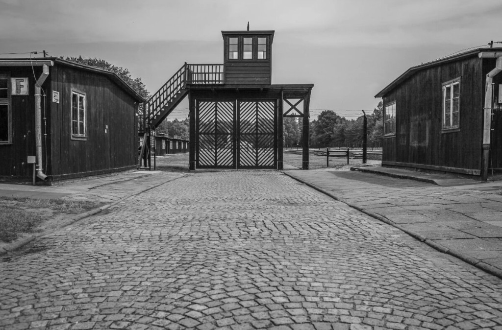 В Германии оставили в силе приговор 99-летней экс-секретарше концлагеря Штуттгоф