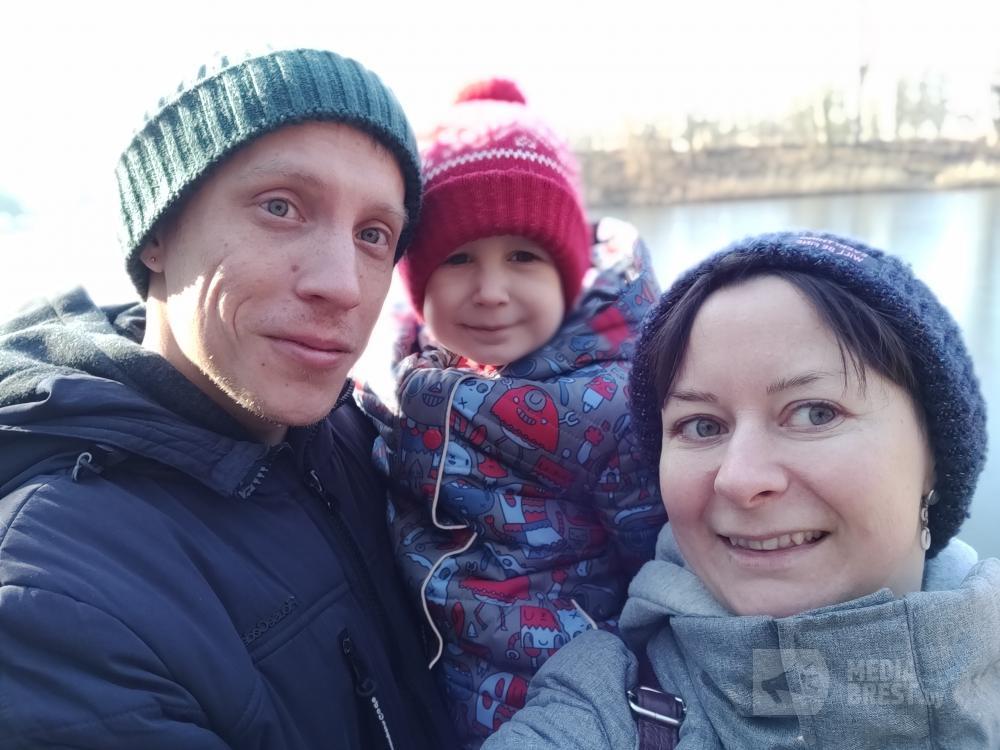 Семья из Бреста рассказала о карантине в Варшаве