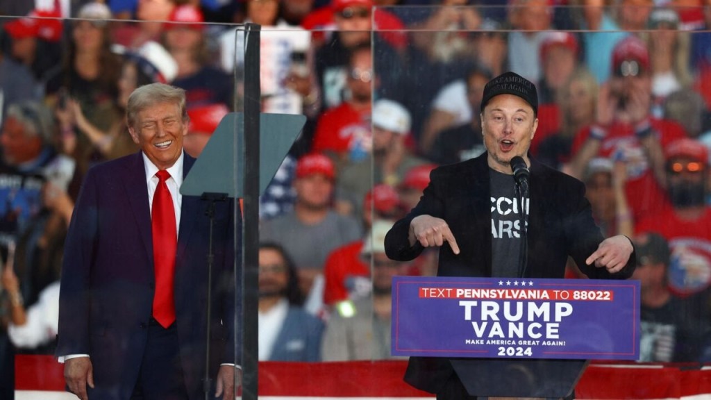 Илон Маск стал мемом после прыжков на митинге Трампа