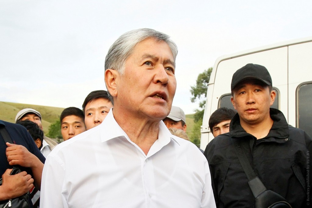 specnaz-opyat-nachal-shturmovat-dom-ehks-prezidenta-kyrgyzstana